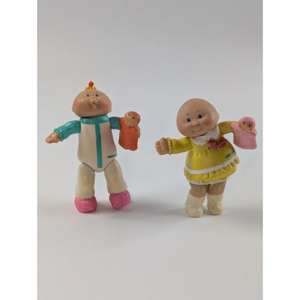 Vintage Cabbage Patch Kids PVC Figures Lot of 2 Baby Dolls w Mini Dolls 1980s